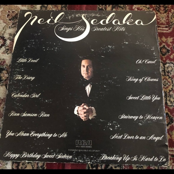 Neil Sedaka Sings His Greatest Hits Vinyl Record - Picture 1 of 4